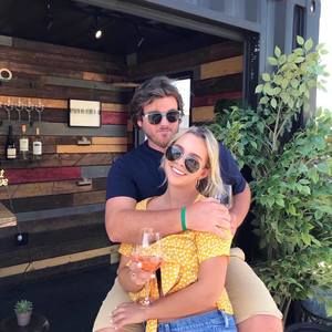 Meet your Posher, Niki